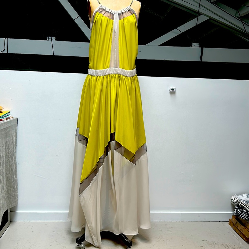 bcbgmaxazria runway dress size small